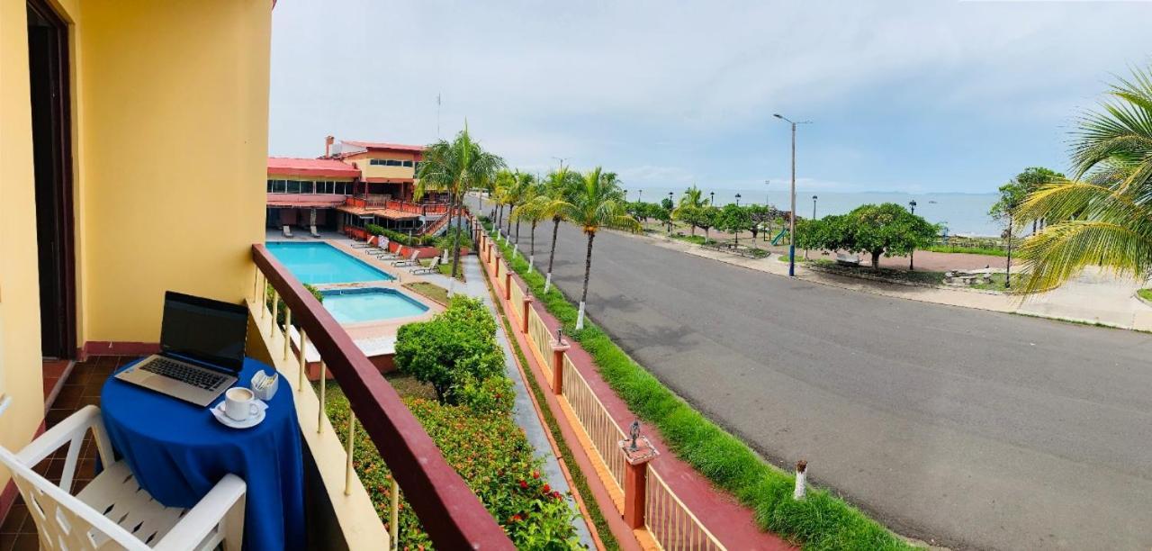 Hotel Yadran Beach Resort Пунтаренас Екстер'єр фото