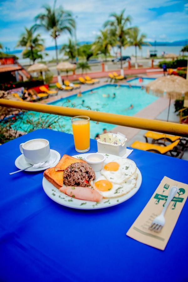 Hotel Yadran Beach Resort Пунтаренас Екстер'єр фото